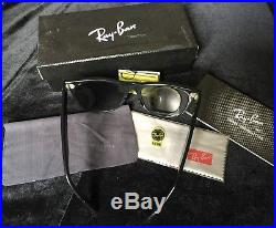 Ray Ban American B & L Wayfarer II CARBON TECH Collection, Rare & AUTHENTIQUE