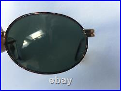 Vintage RAY BAN SIDESTREET Sunglasses with Case / Bausch & Lomb / Model W2188